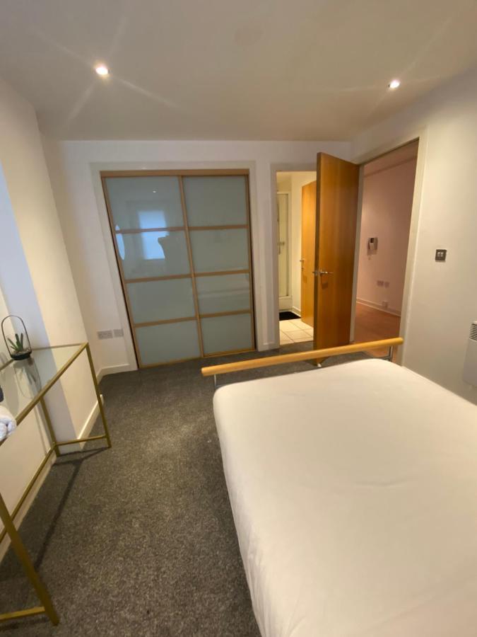 גלאזגו Secc&Hydro Beautiful 2Br Apartment With Free Parking מראה חיצוני תמונה